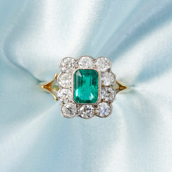 18ct Gold Emerald & Diamond Cluster Ring