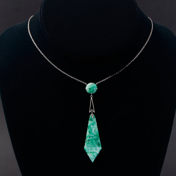 Jade piece necklace deals