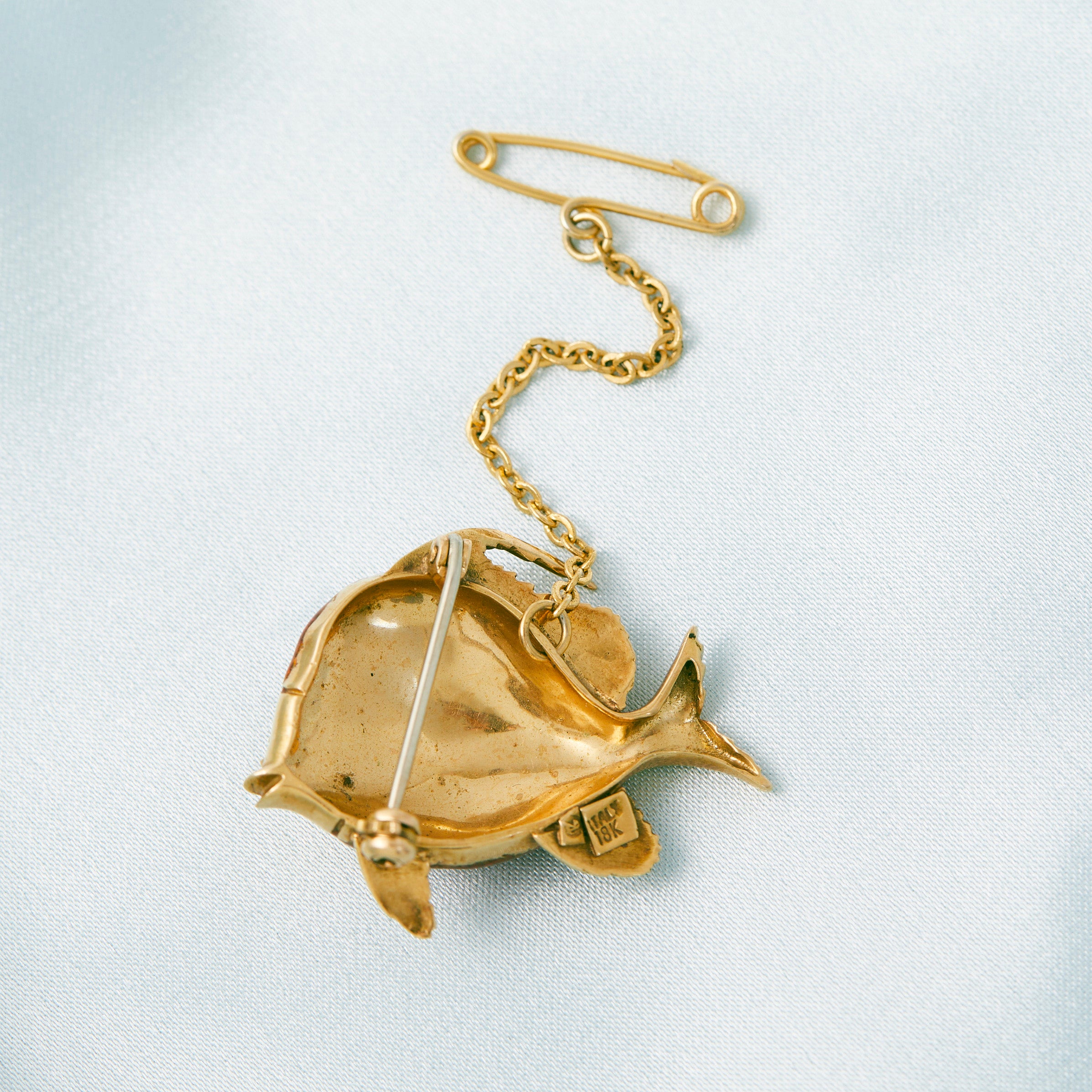 Vintage Italian 18ct Gold Enameled Angel Fish Brooch – frenchjewelbox