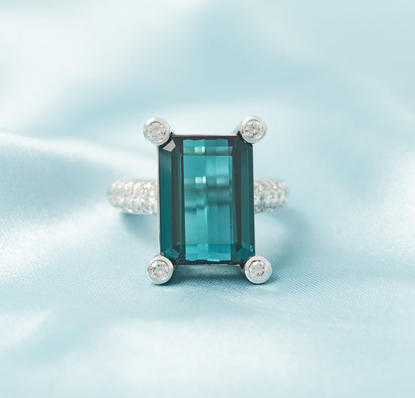 18ct White Gold Teal Coloured Tourmaline & Diamond Ring