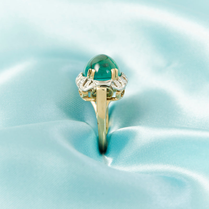 Green stone on sale cocktail ring