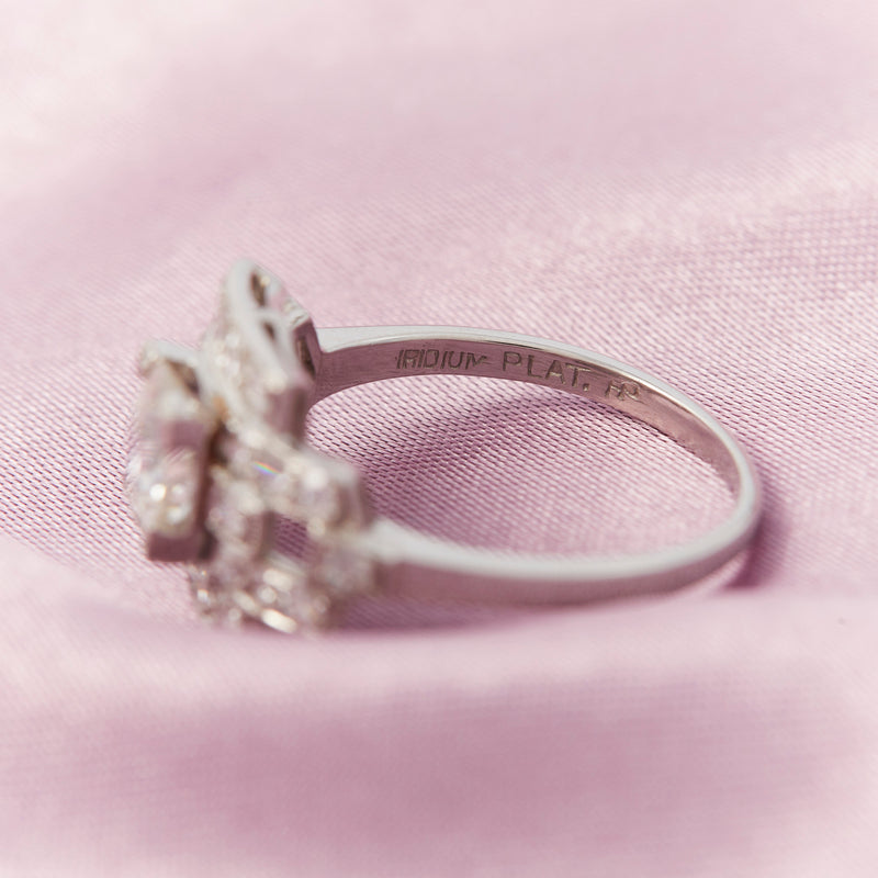1920's Art Deco Diamond Platinum Ring