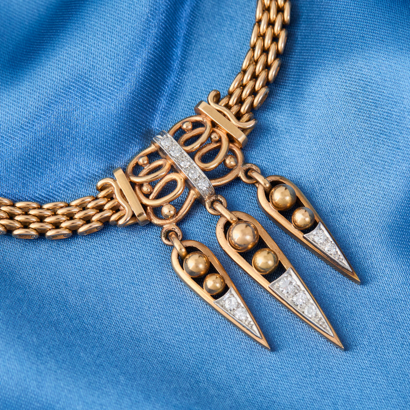 Retro Panthere Style 18ct Yellow Gold & Diamond Spear Drop Necklace, Circa 1940.