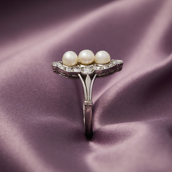 Edwardian Platinum Diamond & Pearl Ring, Circa 1900.
