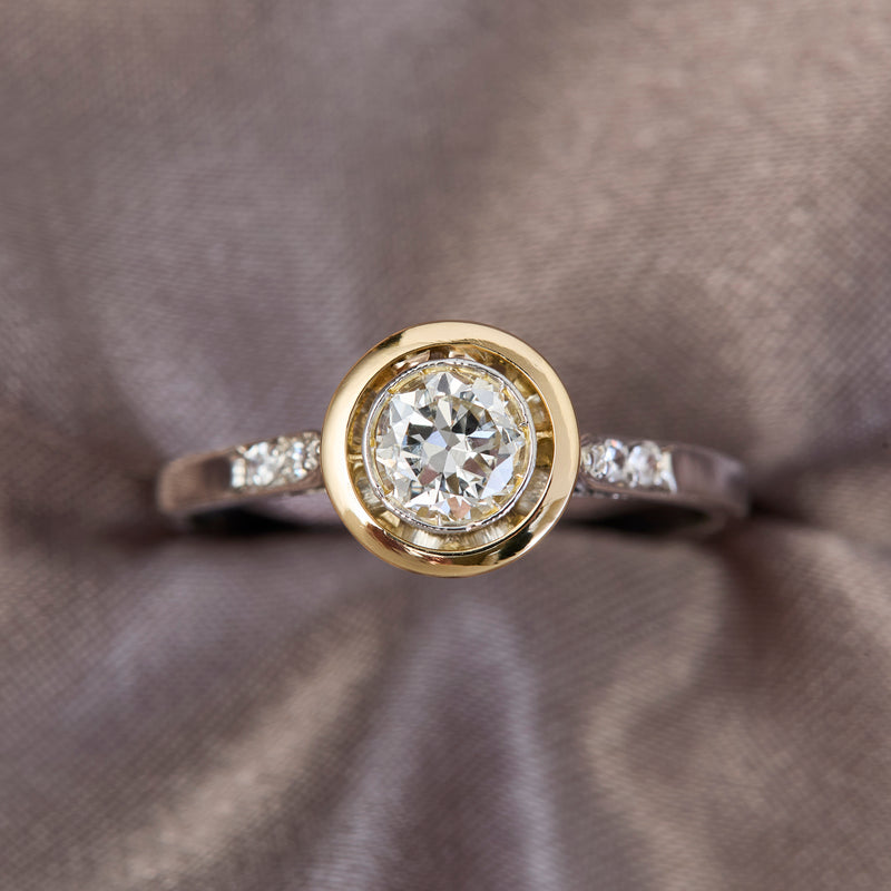 Art Deco 18ct White Gold Solitaire Diamond Ring