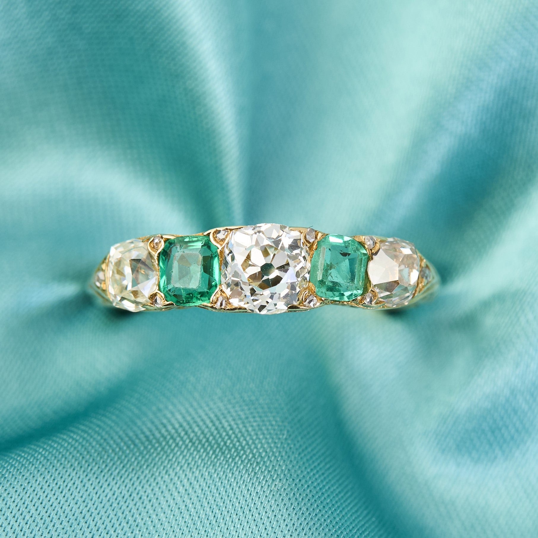 Emerald & Diamond Bridge Ring – frenchjewelbox