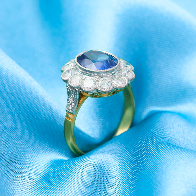 18ct Yellow & White Gold Sapphire & Diamond Cluster Ring